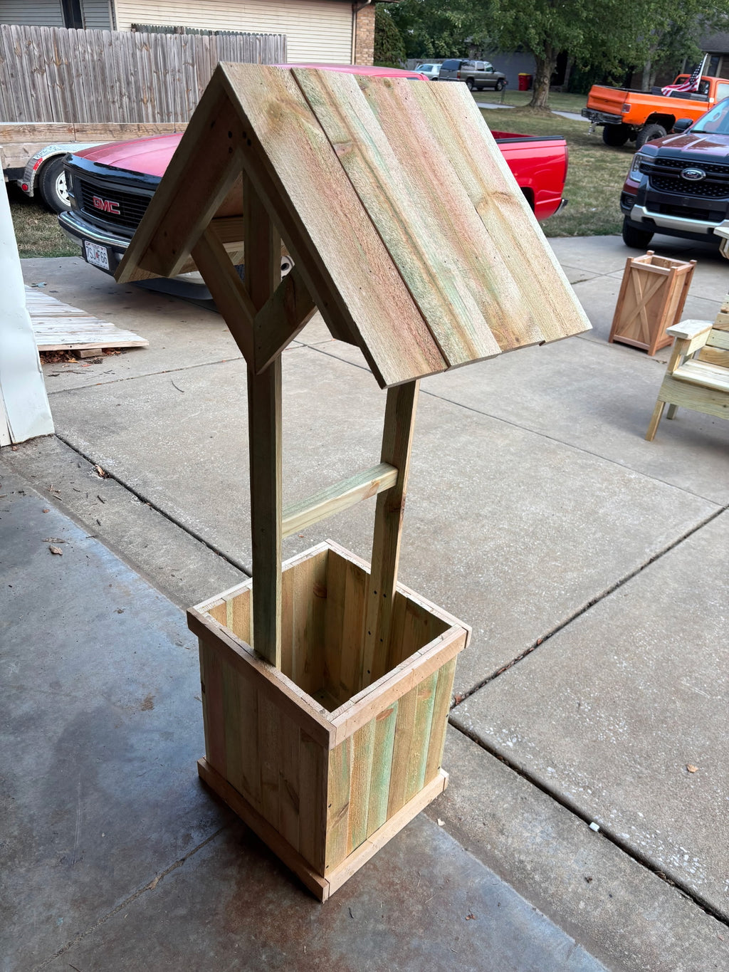 Wishing Well Planter